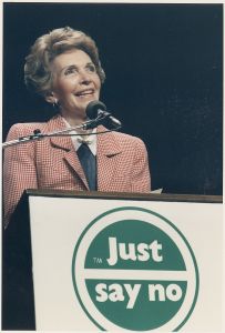 Photograph_of_Mrs._Reagan_speaking_at_a_%22Just_Say_No%22_Rally_in_Los_Angeles_-_NARA_-_198584